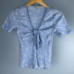 Abercrombie ditsy floral ruched back babydoll tie front blouse
